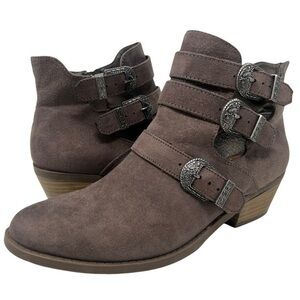 True Craft Ankle Boots